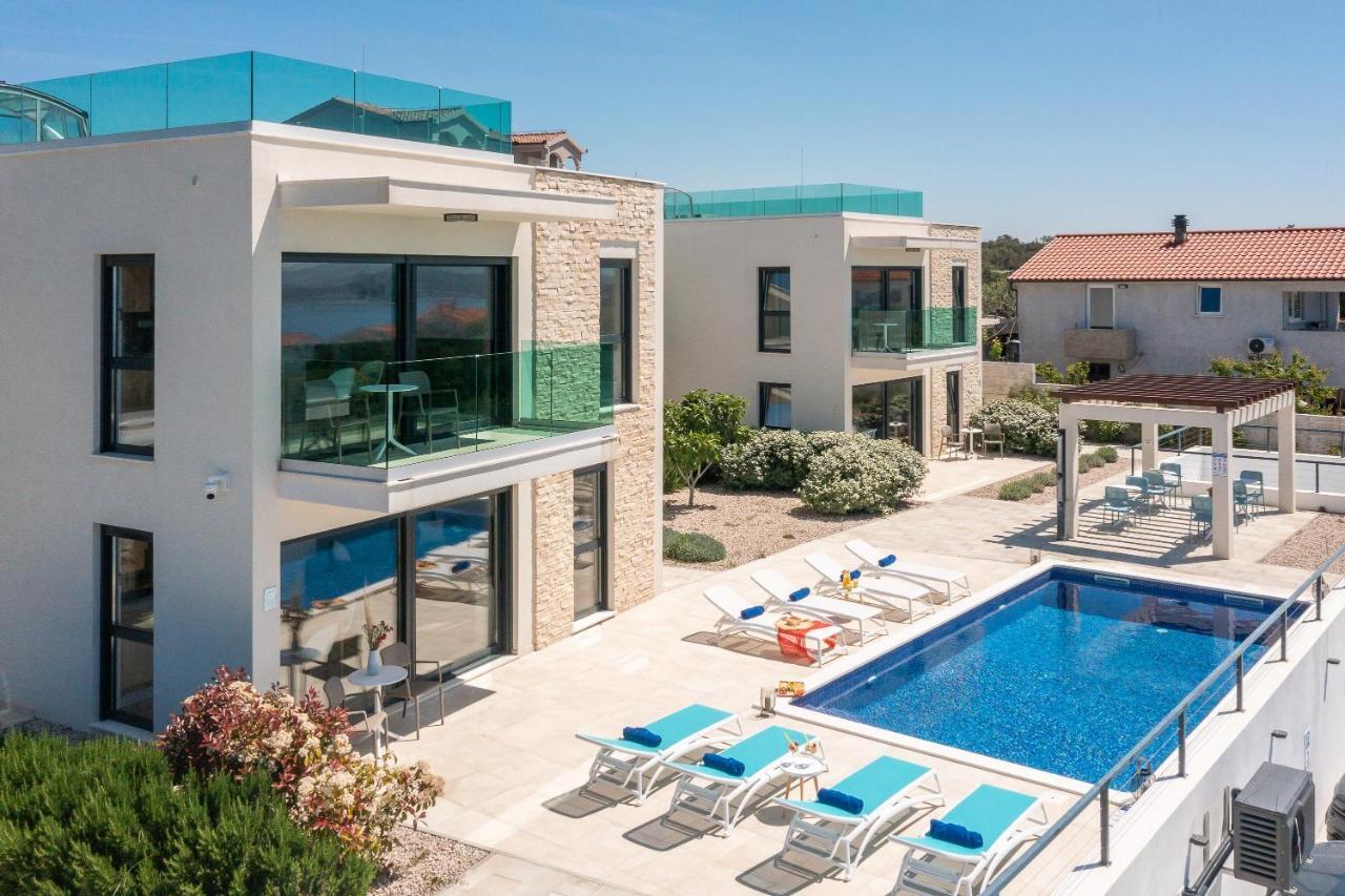 Sun Resort Apartments Zecevo Luaran gambar