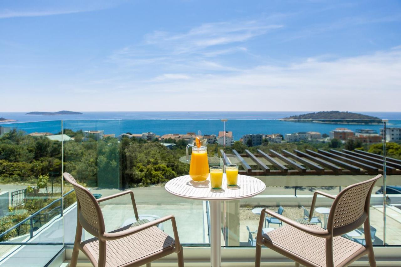 Sun Resort Apartments Zecevo Luaran gambar