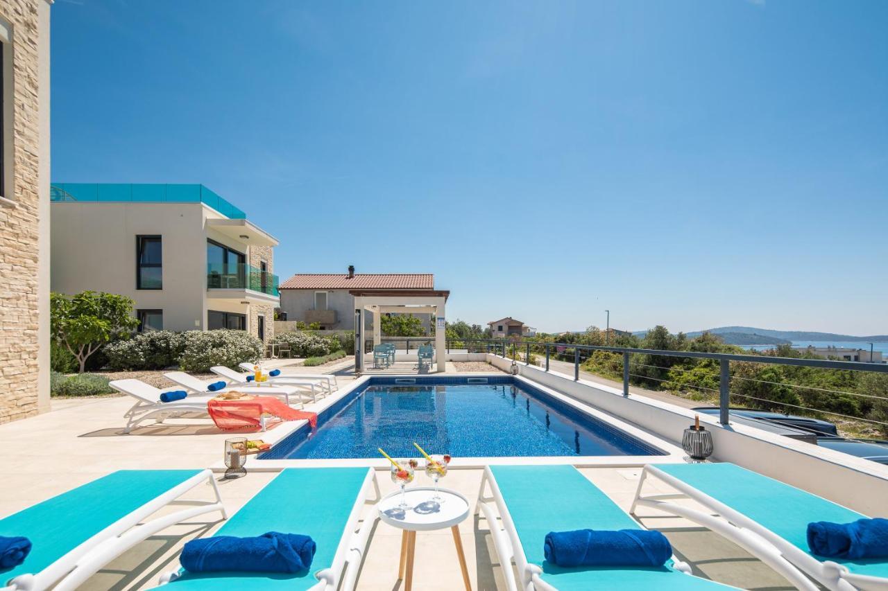Sun Resort Apartments Zecevo Luaran gambar
