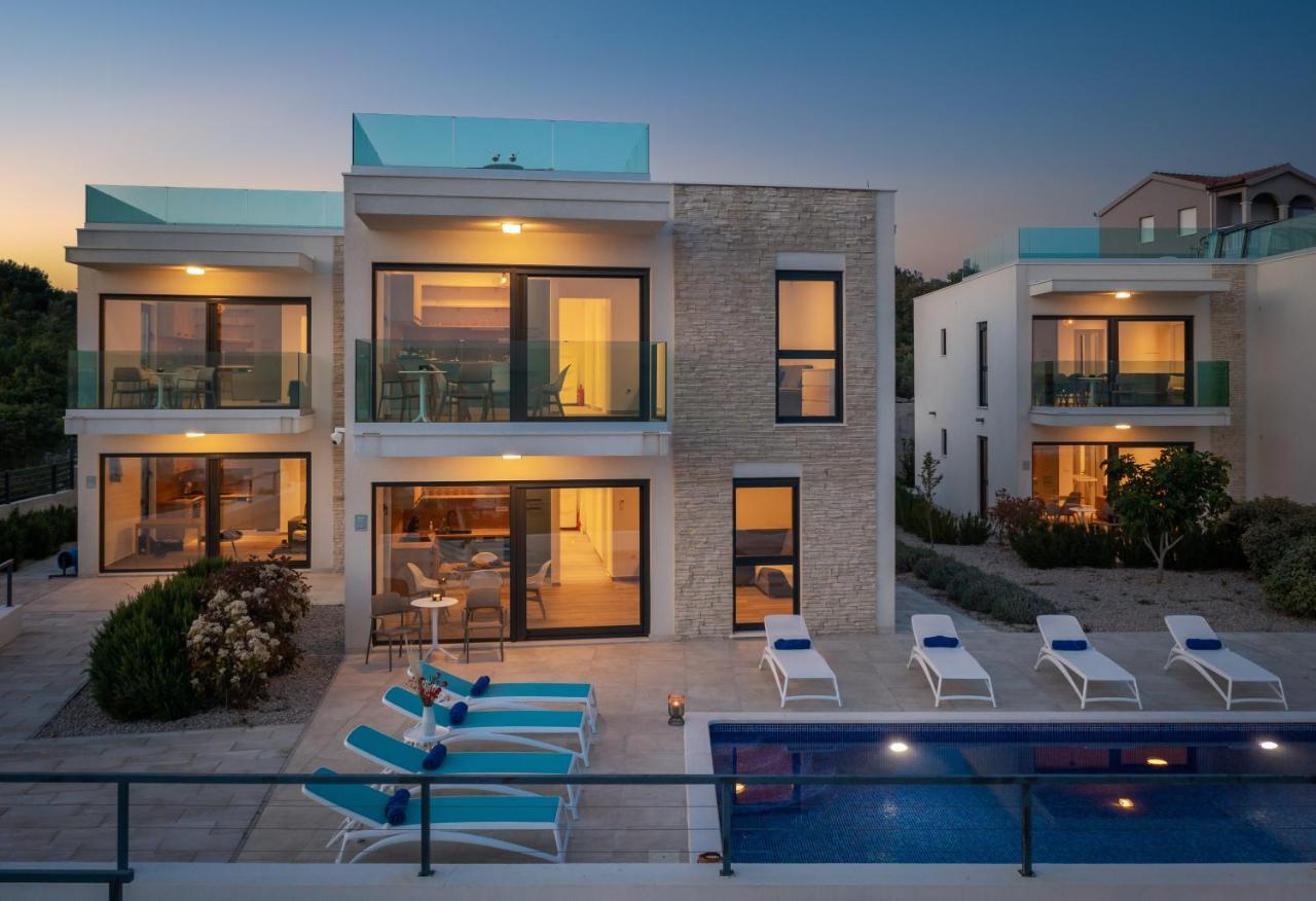 Sun Resort Apartments Zecevo Luaran gambar