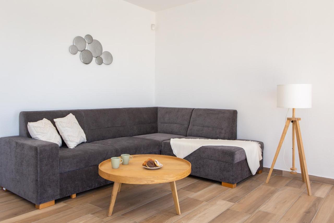 Sun Resort Apartments Zecevo Luaran gambar