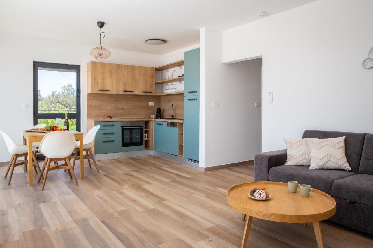 Sun Resort Apartments Zecevo Luaran gambar