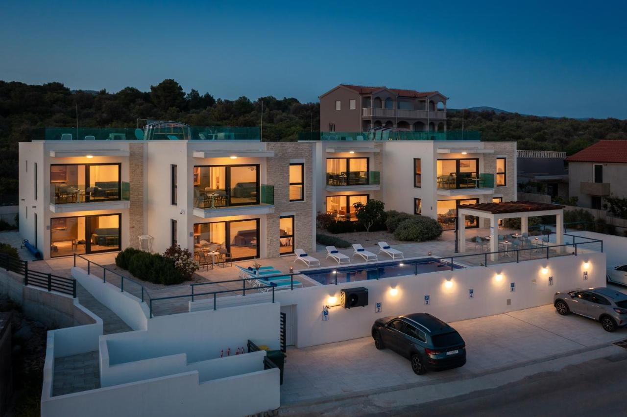 Sun Resort Apartments Zecevo Luaran gambar