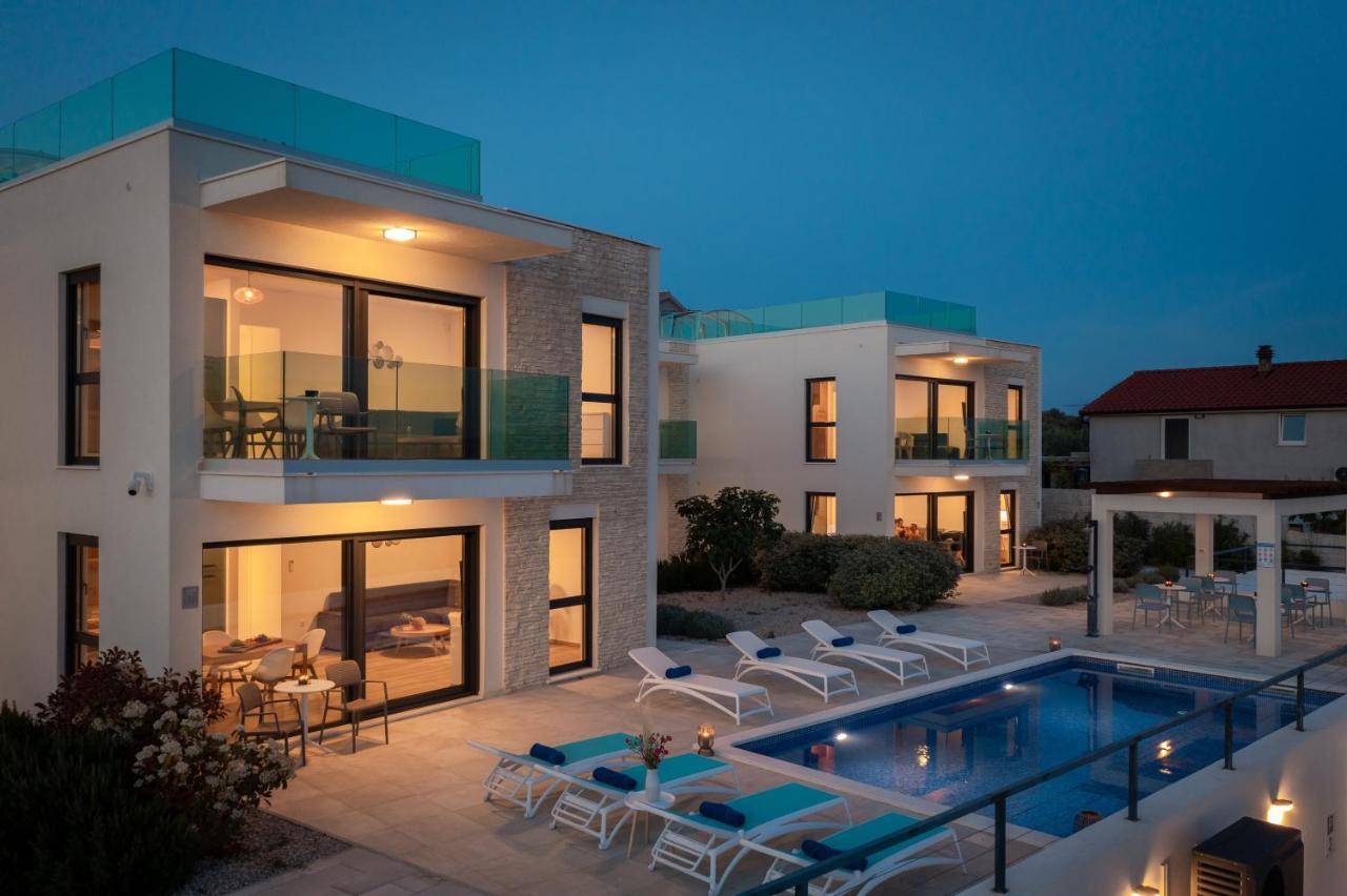 Sun Resort Apartments Zecevo Luaran gambar