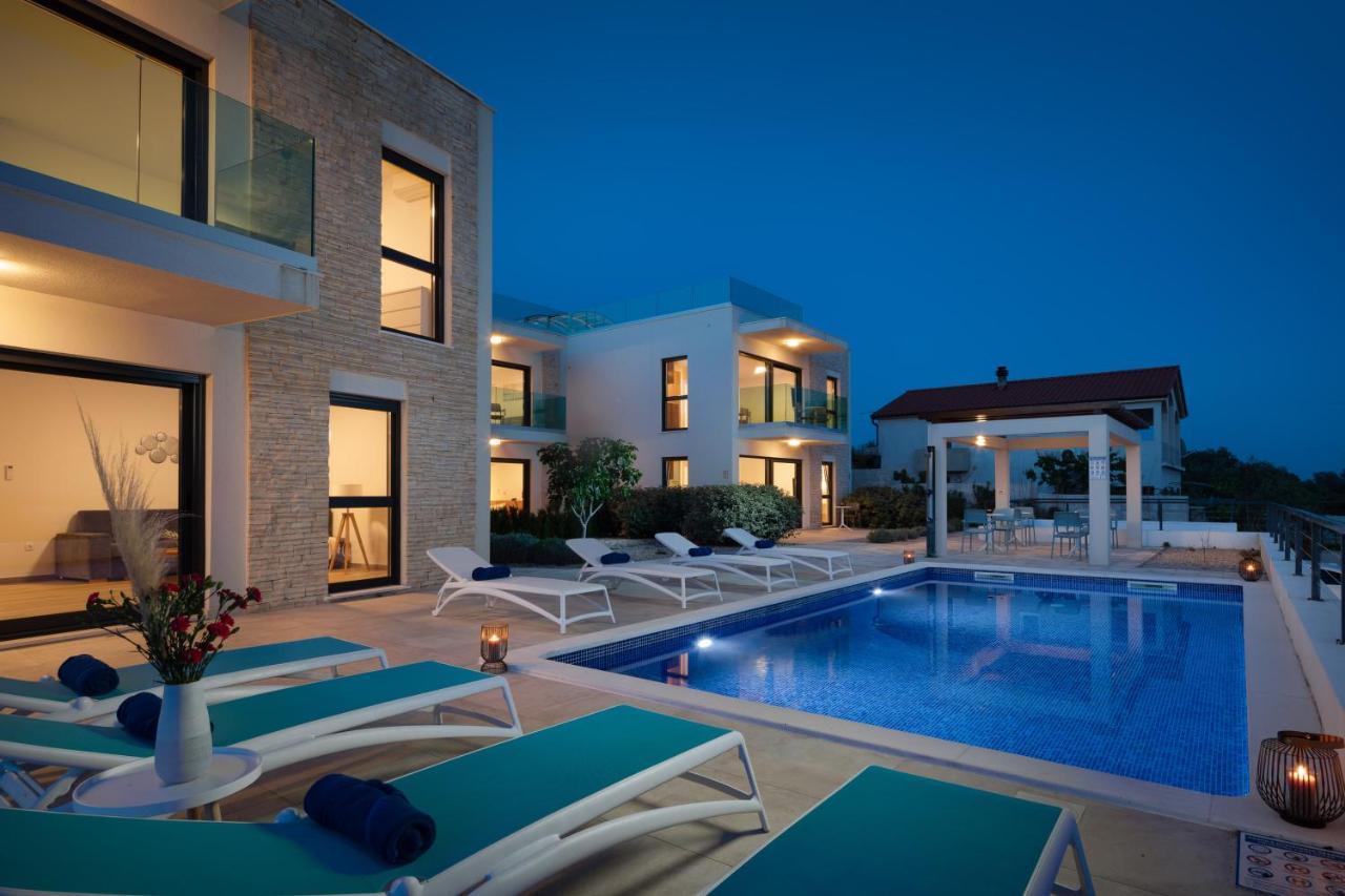 Sun Resort Apartments Zecevo Luaran gambar