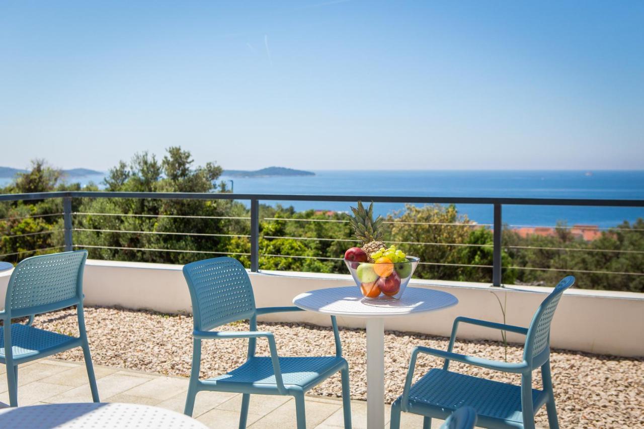 Sun Resort Apartments Zecevo Luaran gambar