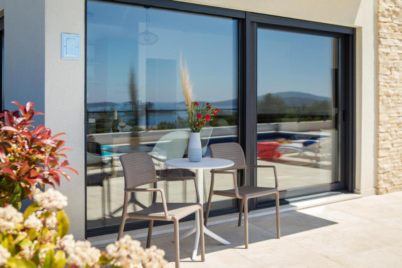 Sun Resort Apartments Zecevo Luaran gambar