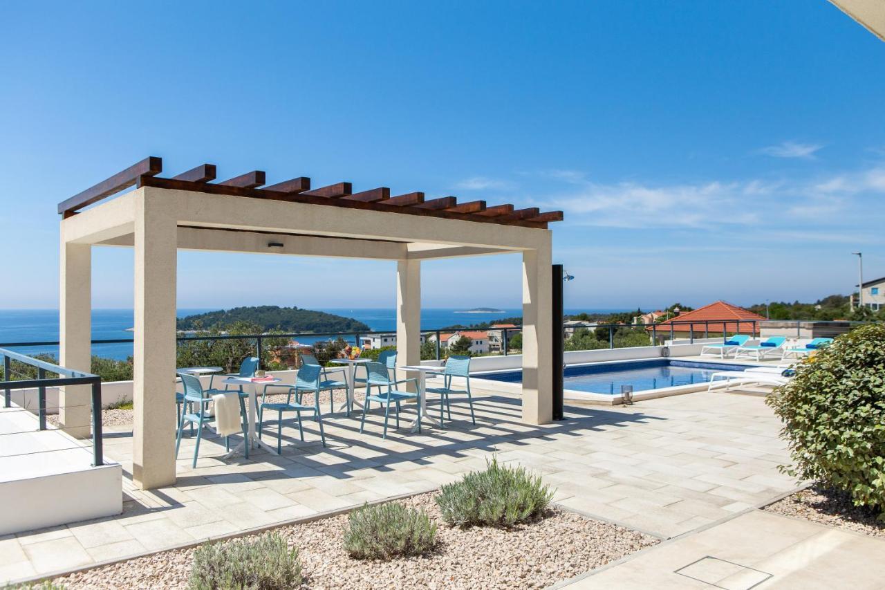 Sun Resort Apartments Zecevo Luaran gambar