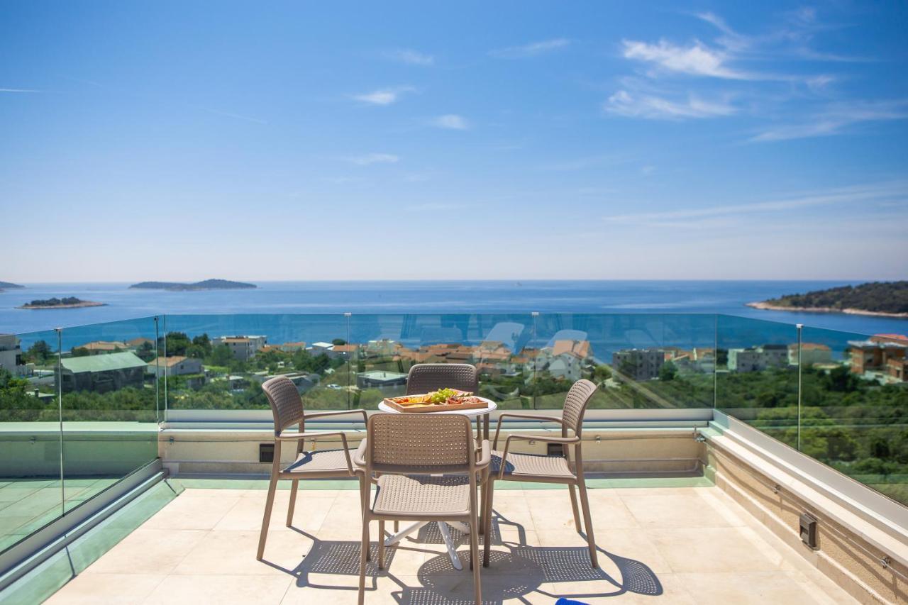Sun Resort Apartments Zecevo Luaran gambar