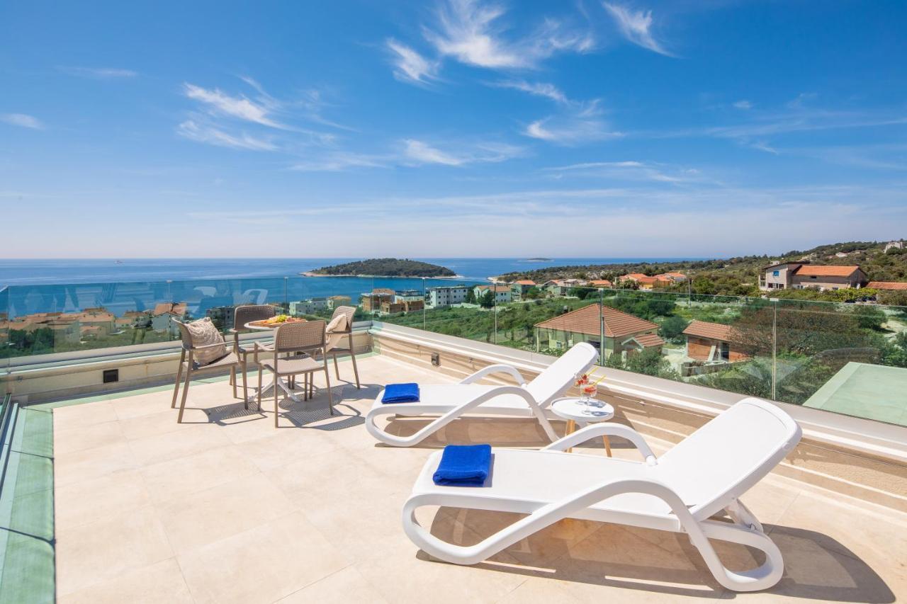 Sun Resort Apartments Zecevo Luaran gambar