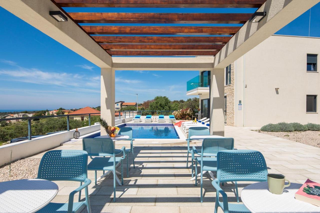 Sun Resort Apartments Zecevo Luaran gambar